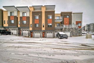 Photo 2: 356 Sage Hill Circle NW in Calgary: Sage Hill Row/Townhouse for sale : MLS®# A2120363