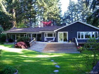 Photo 1: 4875 GREAVES Crescent in COURTENAY: CV Courtenay West House for sale (Comox Valley)  : MLS®# 701288