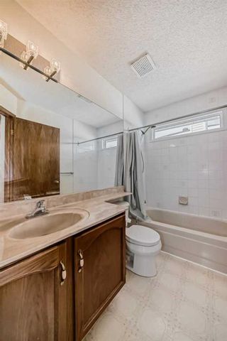 Photo 14: 19 Sandringham Close NW in Calgary: Sandstone Valley Detached for sale : MLS®# A2118586