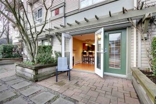 Photo 3: 2 2375 W BROADWAY in Vancouver: Kitsilano Condo for sale in "TALIESIN" (Vancouver West)  : MLS®# R2524547