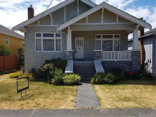 Photo 1: 238 Moss St in VICTORIA: Vi Fairfield West House for sale (Victoria)  : MLS®# 790080