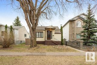 Photo 2: 9647 80 Avenue in Edmonton: Zone 17 House for sale : MLS®# E4384124