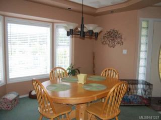 Photo 10: 707 Steenbuck Dr in CAMPBELL RIVER: CR Campbell River Central House for sale (Campbell River)  : MLS®# 641227