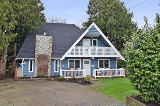 Photo 1: 23211 ST ANDREWS AVENUE in Langley: Fort Langley House for sale : MLS®# R2041032
