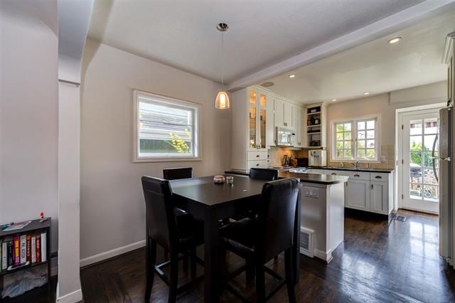 Photo 4: Photos: 8043 MONTCALM ST in Vancouver: Marpole House for sale (Vancouver West)  : MLS®# R2053619
