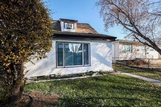 Photo 2: 459 Trent Avenue in Winnipeg: East Kildonan Residential for sale (3D)  : MLS®# 202226381