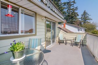 Photo 12: 2460 Costa Vista Pl in Central Saanich: CS Tanner House for sale : MLS®# 855596