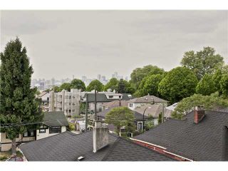 Photo 18: 406 1623 E 2ND Avenue in Vancouver: Grandview VE Condo for sale in "GRANDVIEW MANOR" (Vancouver East)  : MLS®# V1066564