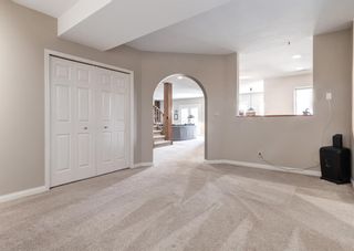 Photo 25: 64 Patterson Crescent SW in Calgary: Patterson Detached for sale : MLS®# A2023088
