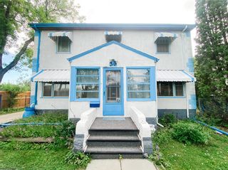 Photo 1: 2672sqft 6 bed 3 bath w/3 car garage! in Winnipeg: 1K House for sale (University Heights) 
