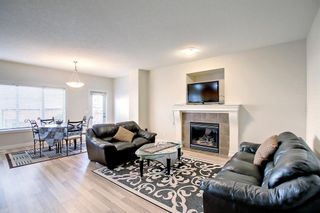 Photo 3: 242 Cougar Plateau Way SW in Calgary: Cougar Ridge Detached for sale : MLS®# A2007391