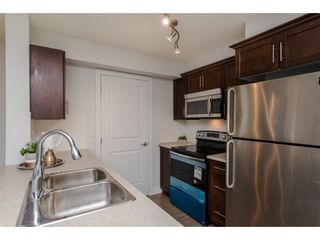 Photo 6: 106 46150 BOLE Avenue in Chilliwack: Chilliwack N Yale-Well Condo for sale in "NEWMARK" : MLS®# R2325582