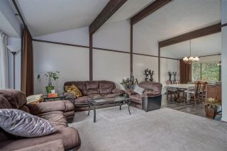 Photo 4: 46194 GREENWOOD Drive in Chilliwack: Sardis East Vedder Rd House for sale in "Sardis Park" (Sardis)  : MLS®# R2517586