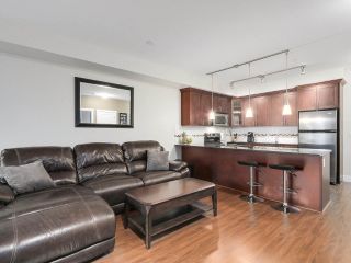 Photo 4: 205 2330 SHAUGHNESSY Street in Port Coquitlam: Central Pt Coquitlam Condo for sale in "AVANTI" : MLS®# R2177386