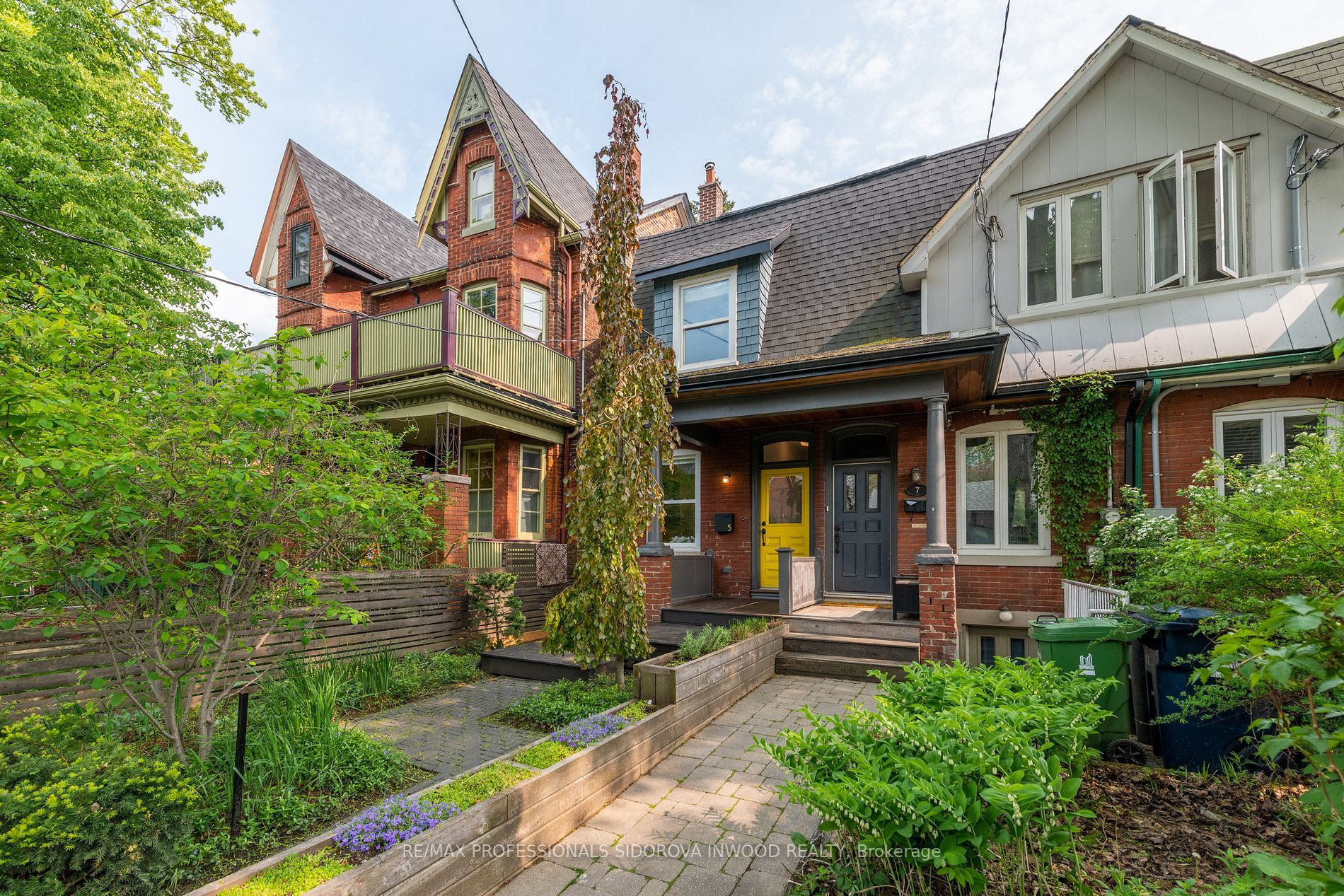 Main Photo: 5 Fern Avenue in Toronto: Roncesvalles House (2-Storey) for sale (Toronto W01)  : MLS®# W6028980