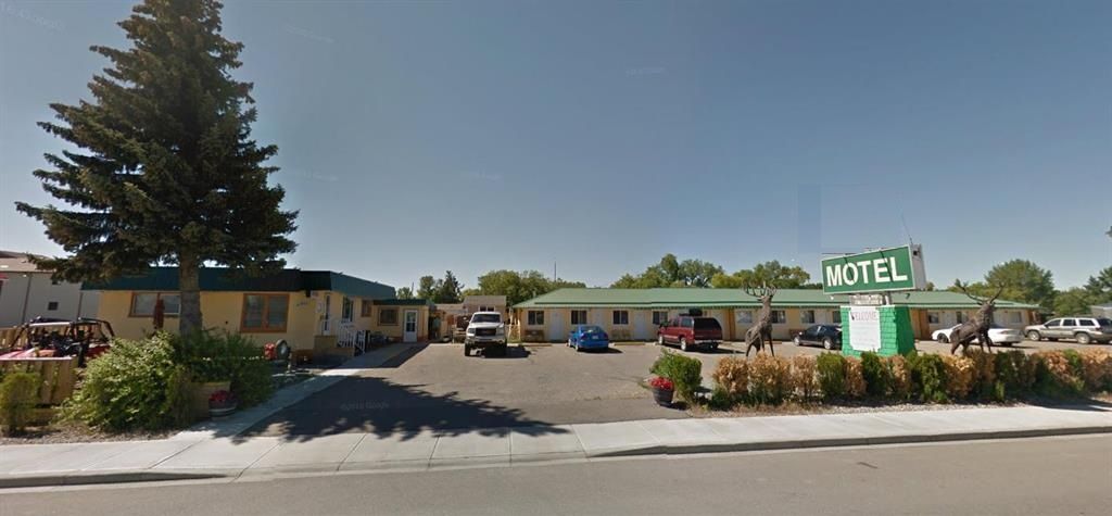 14 rooms Motel for sale Southern Alberta