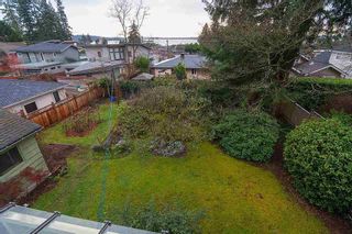 Photo 17: 2468 LAWSON AVE in West Vancouver: Dundarave House for sale : MLS®# R2034624