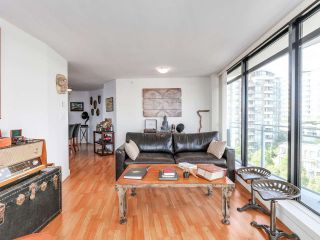 Photo 5: 808 155 W 1ST Street in North Vancouver: Lower Lonsdale Condo for sale in "TIME" : MLS®# R2094578