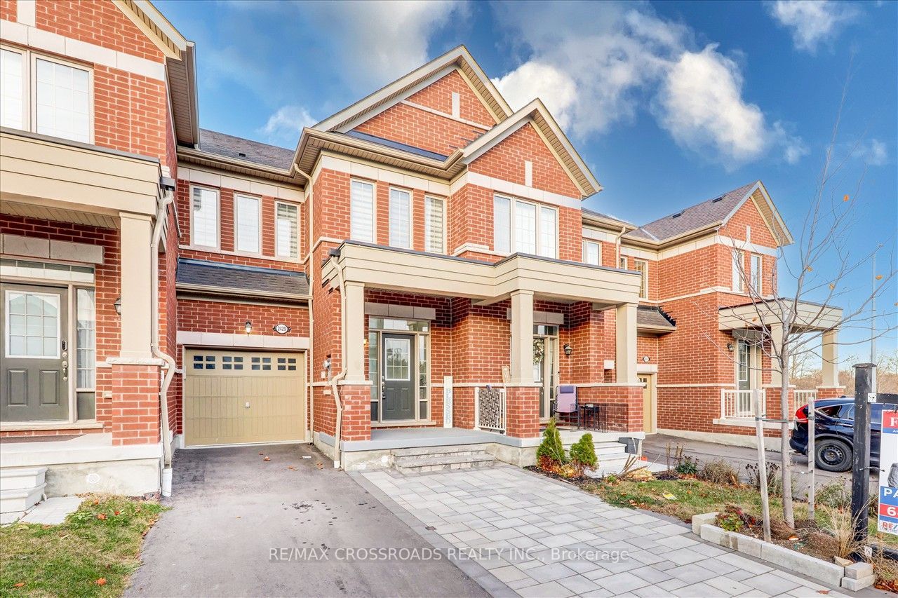 Main Photo: 2429 Florentine Place in Pickering: Rural Pickering House (2-Storey) for sale : MLS®# E7312358
