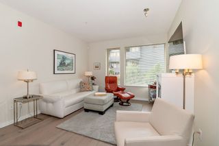 Photo 3: 108 139 W 22ND Street in North Vancouver: Central Lonsdale Condo for sale in "Anderson Walk" : MLS®# R2402115