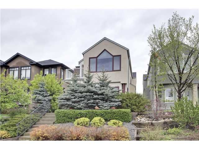 Main Photo: 16 ST NW in CALGARY: Hillhurst Residential Detached Single Family for sale (Calgary) 