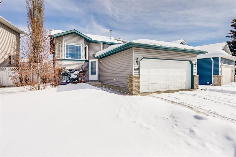 FEATURED LISTING: 1720 Big Springs Way Southeast Airdrie