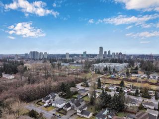 Photo 6: 10669 142 Street in Surrey: Whalley House for sale (North Surrey)  : MLS®# R2659033