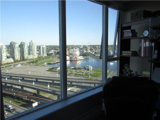 Photo 7: 2609 688 ABBOTT Street in Vancouver: Downtown VW Condo for sale in "FIRENZE" (Vancouver West)  : MLS®# V1005911