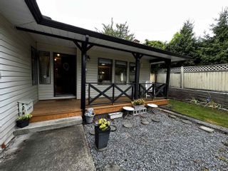 Photo 1: 15424 19 Avenue in Surrey: King George Corridor House for sale (South Surrey White Rock)  : MLS®# R2819807