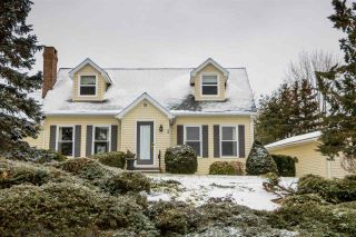 Photo 1: 1 CAPE VIEW Drive in Wolfville: 404-Kings County Residential for sale (Annapolis Valley)  : MLS®# 201921211