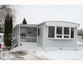 Photo 1:  in WINNIPEG: St Vital Residential for sale (South East Winnipeg)  : MLS®# 2904712
