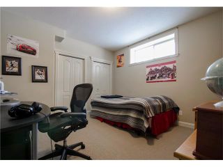 Photo 27: 243 STRATHRIDGE Place SW in Calgary: Strathcona Park House for sale : MLS®# C4101454