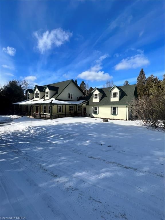 Main Photo: 169 Dutch Line Road in Kinmount: Galway/Cavendish Township Single Family Residence for sale (Trent Lakes)  : MLS®# 40378846
