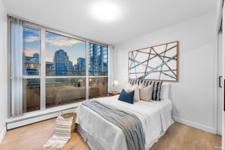 Photo 25: 806 1228 MARINASIDE Crescent in Vancouver: Yaletown Condo for sale (Vancouver West)  : MLS®# R2879954