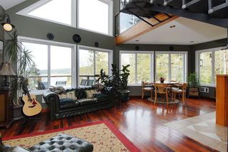 Photo 3: 7441 Mark in Victoria: CS Willis Point House for sale (Central Saanich) 