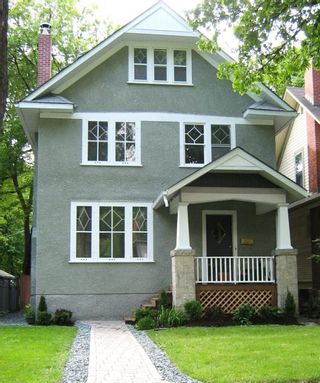 Photo 1: 217 MONTROSE Street in Winnipeg: Residential for sale : MLS®# 1111926