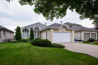 Photo 1: 20 Vanderbilt Drive in Winnipeg: Whyte Ridge Residential for sale (1P)  : MLS®# 202122494