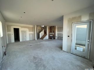 Photo 5: 208 Woolf Place in Saskatoon: Aspen Ridge Residential for sale : MLS®# SK945699