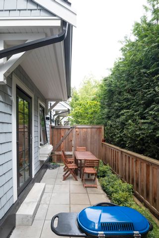 Photo 9: 21 1133 RIDGEWOOD Drive in North Vancouver: Edgemont Townhouse for sale in "Edgemont Walk" : MLS®# R2699088