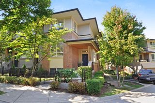 Photo 1: 37 100 KLAHANIE Drive in Port Moody: Port Moody Centre Townhouse for sale in "INDIGO" : MLS®# R2303018