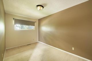 Photo 13: 2 Burland Avenue in Winnipeg: River Park South Residential for sale (2F)  : MLS®# 202324098