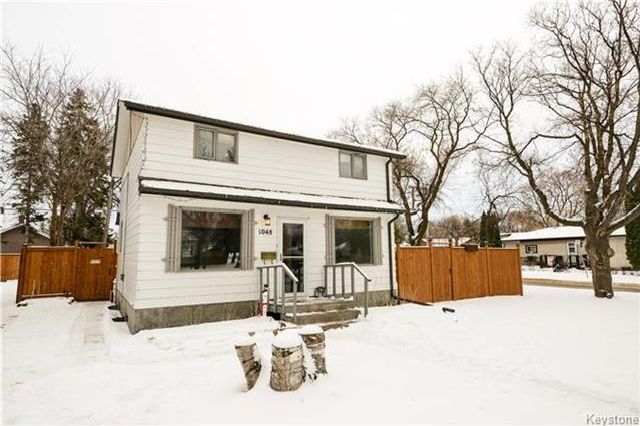 Main Photo: 1048 Edderton Avenue in Winnipeg: West Fort Garry Residential for sale (1Jw)  : MLS®# 1730994