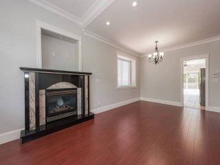 Photo 2: 5440 OAKLAND Street in Burnaby: Forest Glen BS 1/2 Duplex for sale (Burnaby South)  : MLS®# R2181211