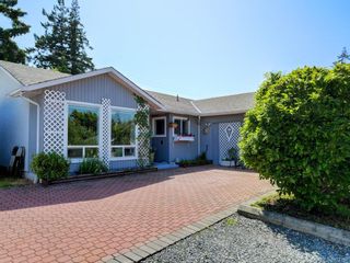 Photo 1: 865 Ankathem Pl in Colwood: Co Sun Ridge House for sale : MLS®# 953184