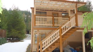 Photo 3: 40721 PERTH Drive in Squamish: Garibaldi Highlands House for sale in "Garibaldi Highlands" : MLS®# R2026926