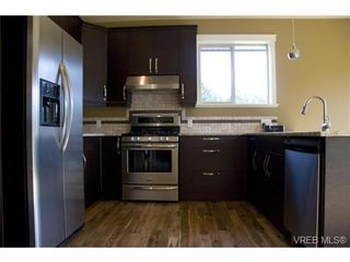 Photo 4: 3156 Woodend pl in Victoria: Co Wishart South Residential for sale (Colwood) 