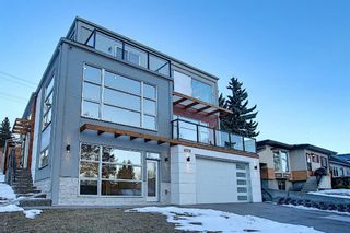 Photo 2: 4520 22 Avenue NW in Calgary: Montgomery Detached for sale : MLS®# A1052072