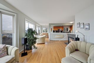 Photo 12: 1972 Crescent Rd in Oak Bay: OB Gonzales House for sale : MLS®# 923161