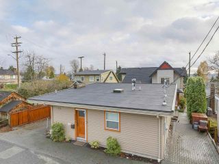 Photo 19: 658 E 4TH STREET in North Vancouver: Queensbury House for sale : MLS®# R2222993