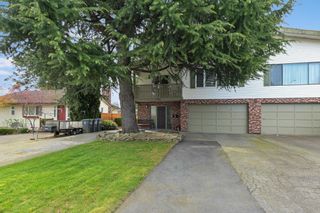 Main Photo: 17224 59A Avenue in Surrey: Cloverdale BC House for sale (Cloverdale)  : MLS®# R2867600
